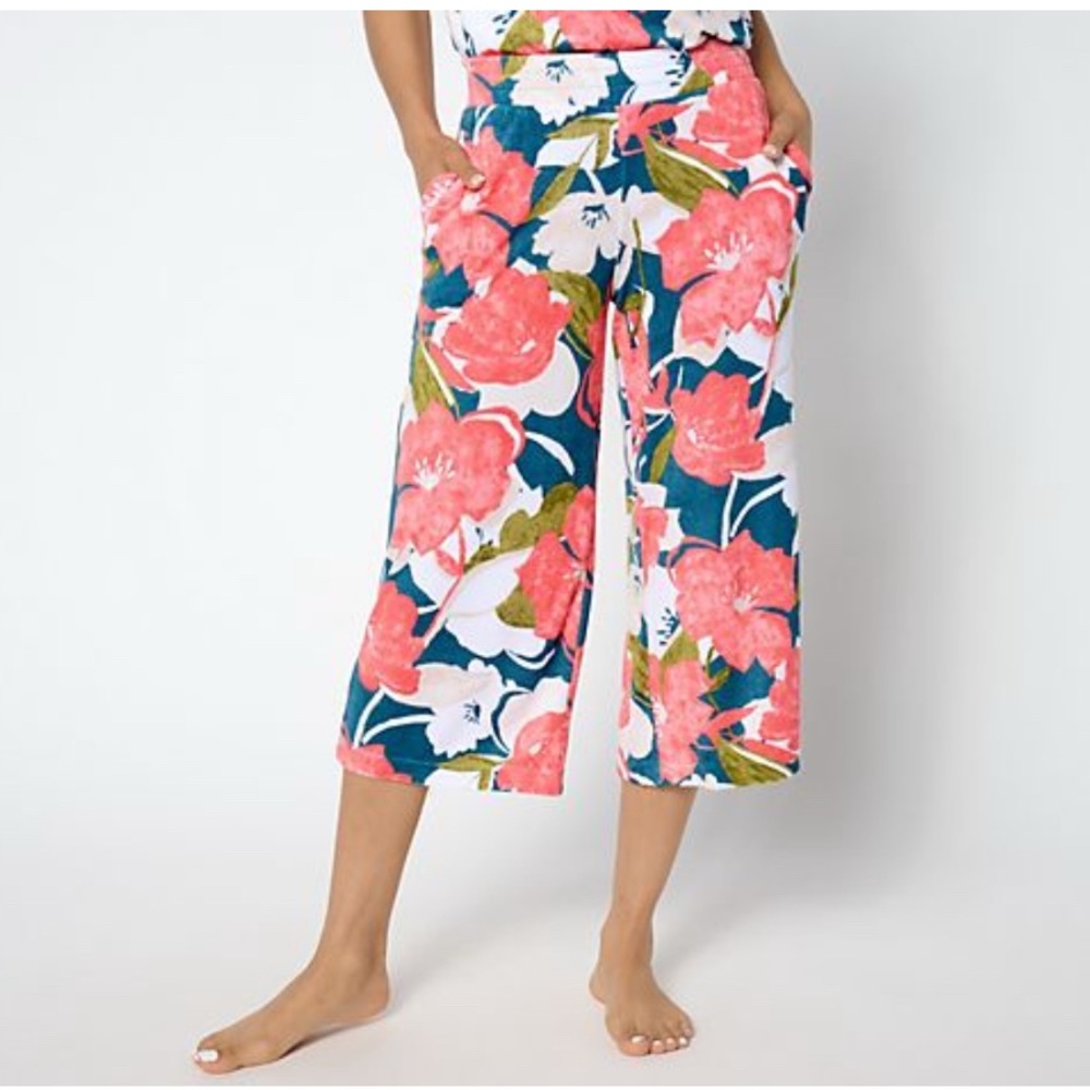 Floral Wide-Leg  Cuddl Duds Baby Loop Terry Cropped Pant
